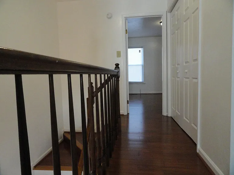 5634 Picadilly Ln — Photo 6