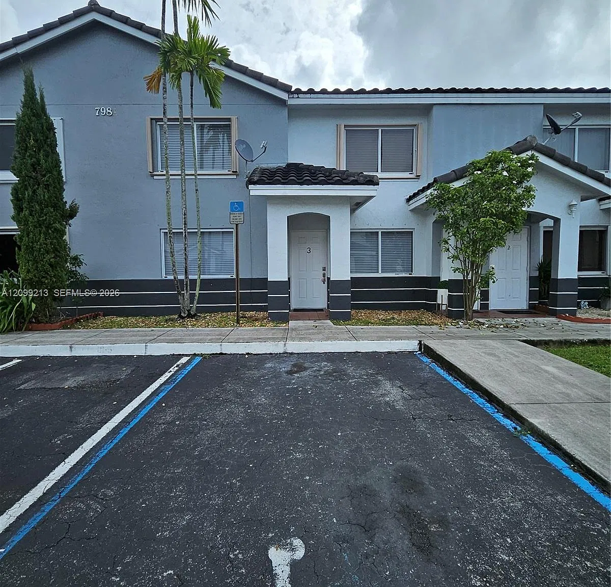 7981 SW 152nd Ave — Photo 2