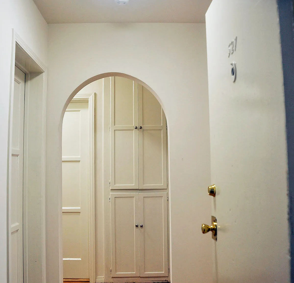 3 bed, $5,500 — Photo 2
