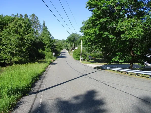 41 Homeward Ave, Uxbridge, MA 01569