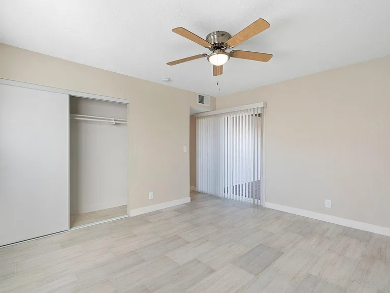 3120 W Columbine Dr — Photo 25