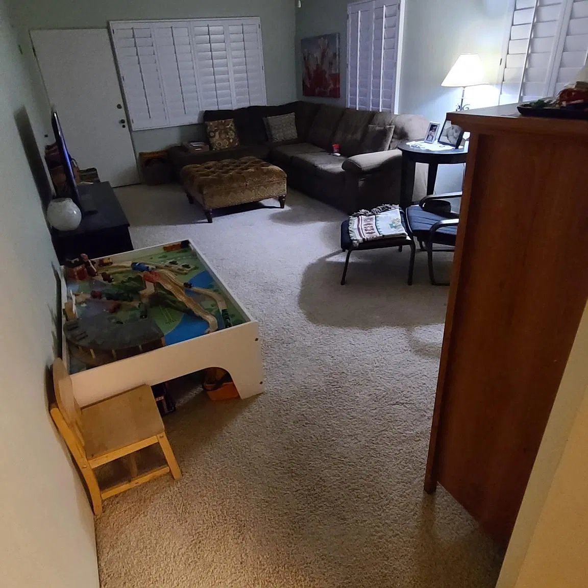 2 bed, 1000 sqft, $2,200 — Photo 3