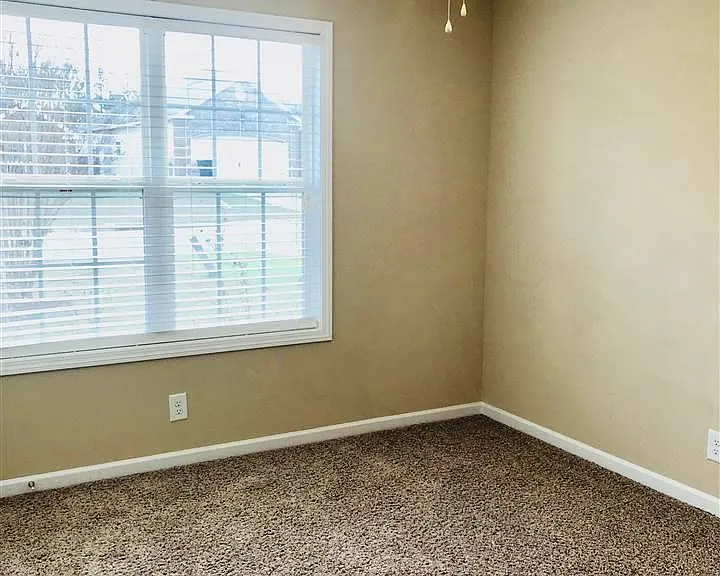 211 Station Way — Photo 6