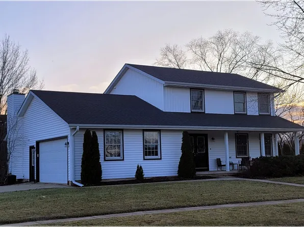 700 Susan St, Sycamore, IL 60178