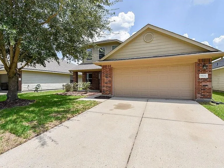 9602 Siano Pines Dr — Photo 4