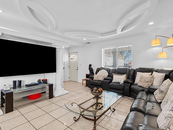 5th image of 1963 S.  7th STREET