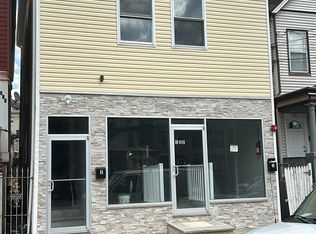 122 Catalpa Ave FLOOR 2, Perth Amboy, NJ 08861