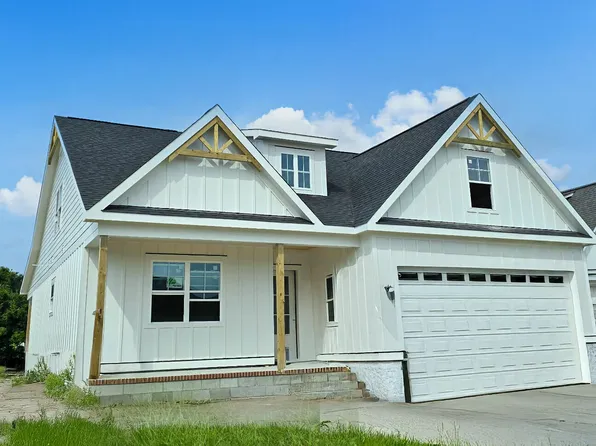 406 Summerhouse Drive, Holly Ridge, NC 28445