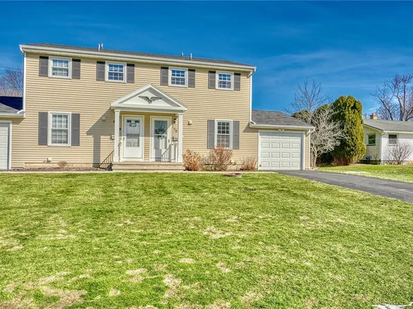 156 Mann Rd, Rochester, NY 14612