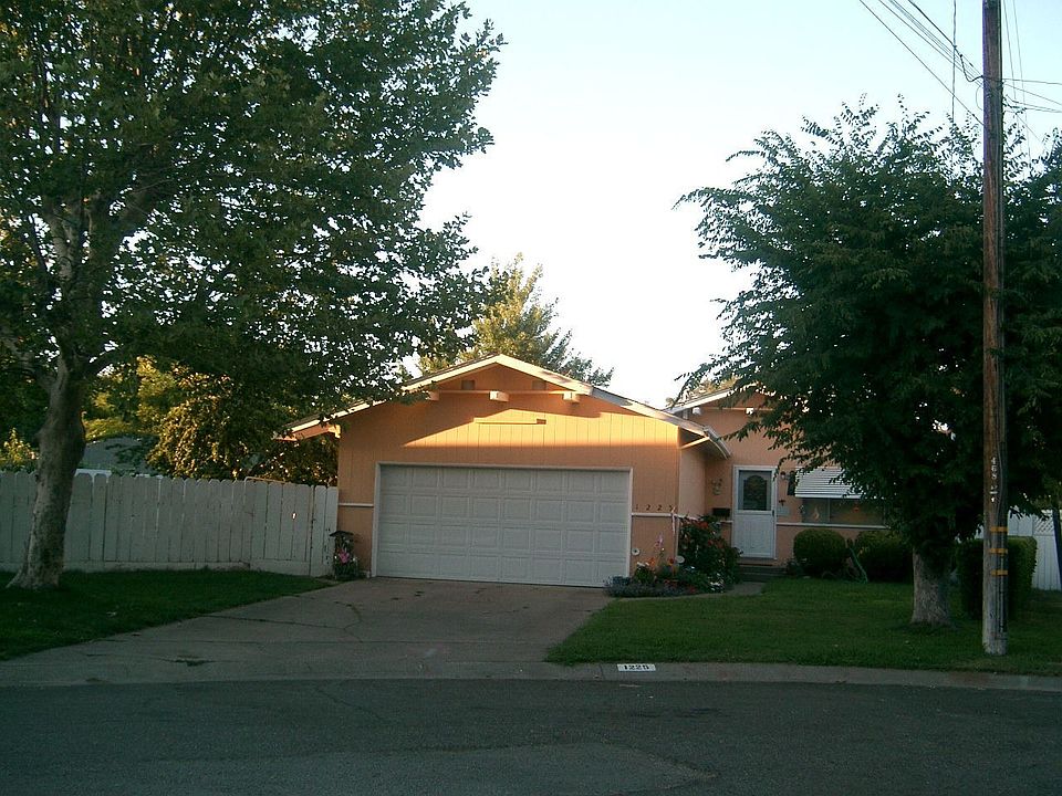 1st image of 1225 Larkspur Ct