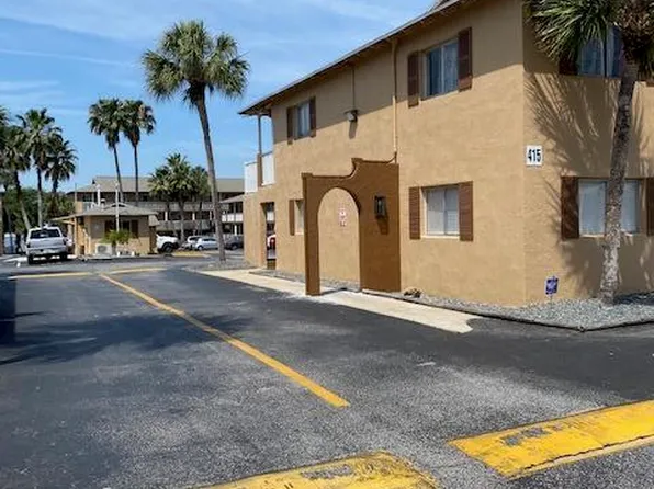 415 N Halifax Ave APT 100, Daytona Beach, FL 32118