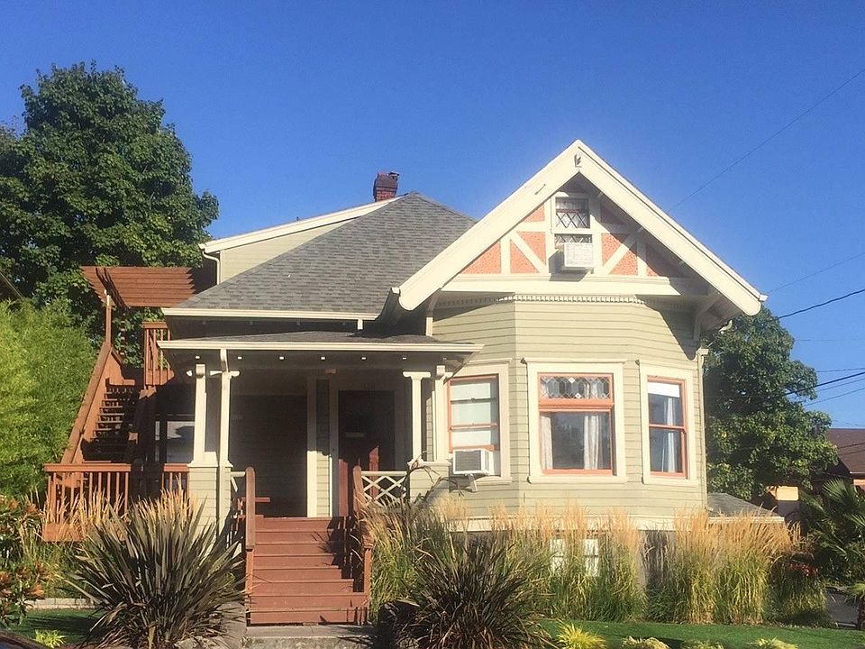 The exterior stairs lead up to the small upstairs unit, currently rented by 1 nice couple who have 10 months left on their lease. Long term rentals only in both units.