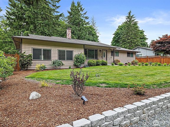 3rd image of 18905 176th Avenue NE