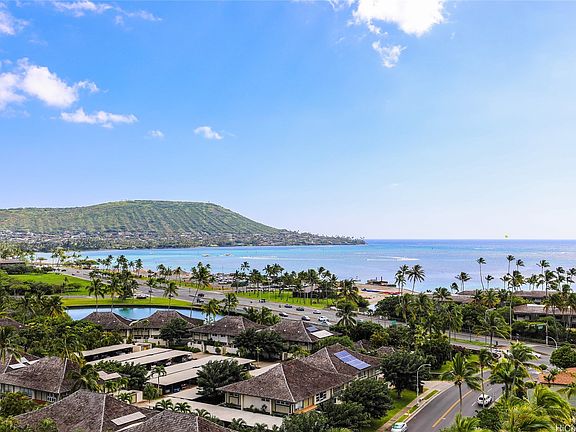 3rd image of 250 Kawaihae St APT 8B