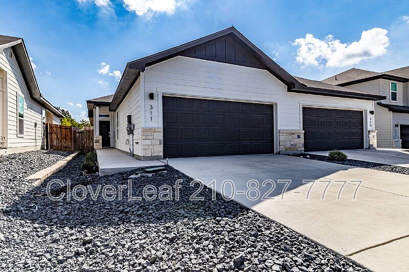 1st image of 311 Nespral Dr