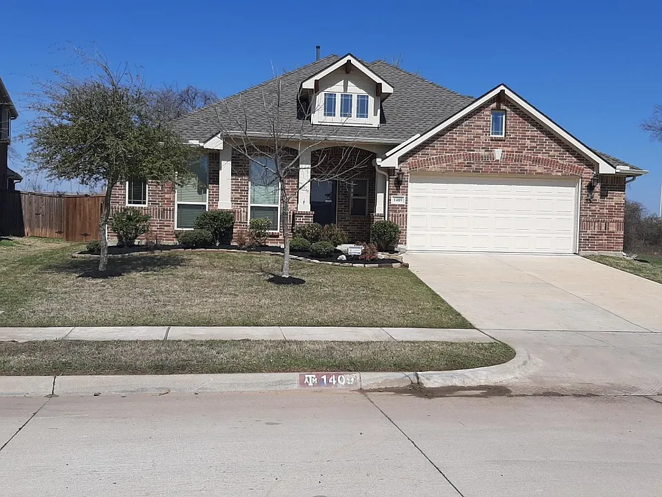 1409 Dahlia Dr