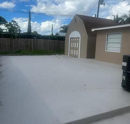 4th image of 5655 Papaya Rd