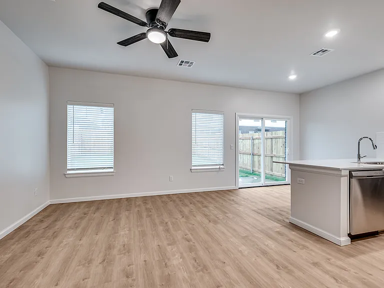 19511 Horseshoe Ave — Photo 10
