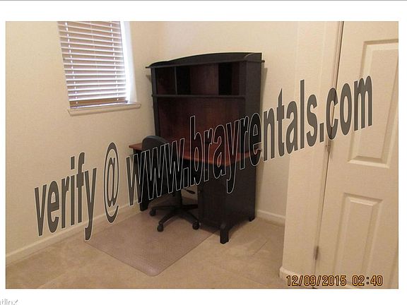 1210 Walnut Ave. #3 office area