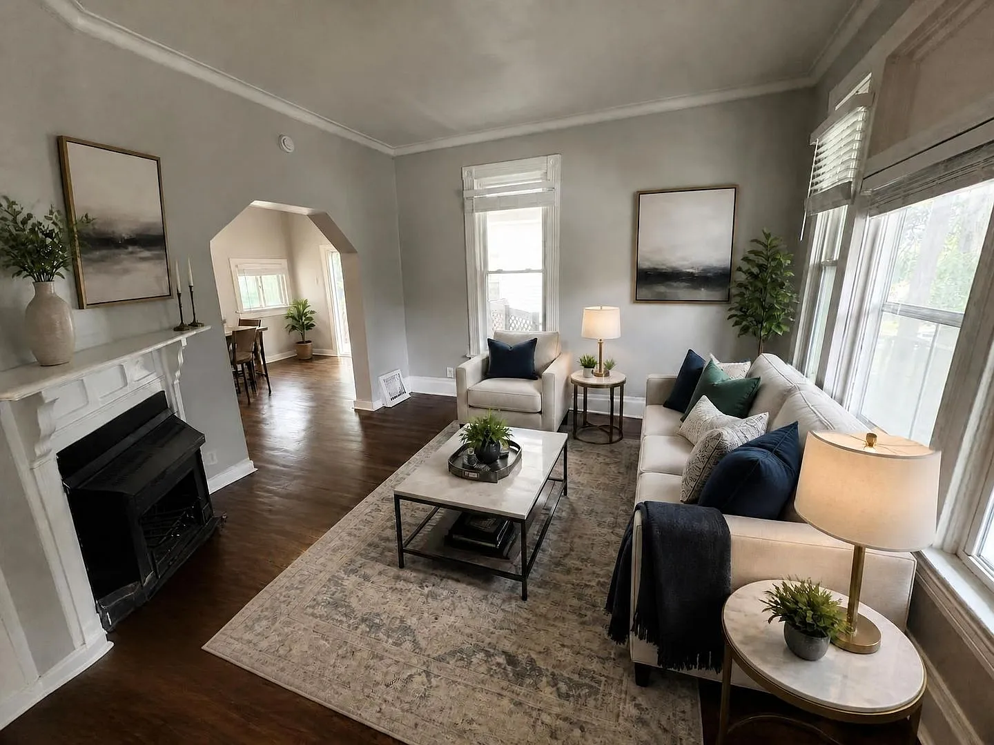 Updated 4 bed 1.5 Bath in Omaha — Photo 3
