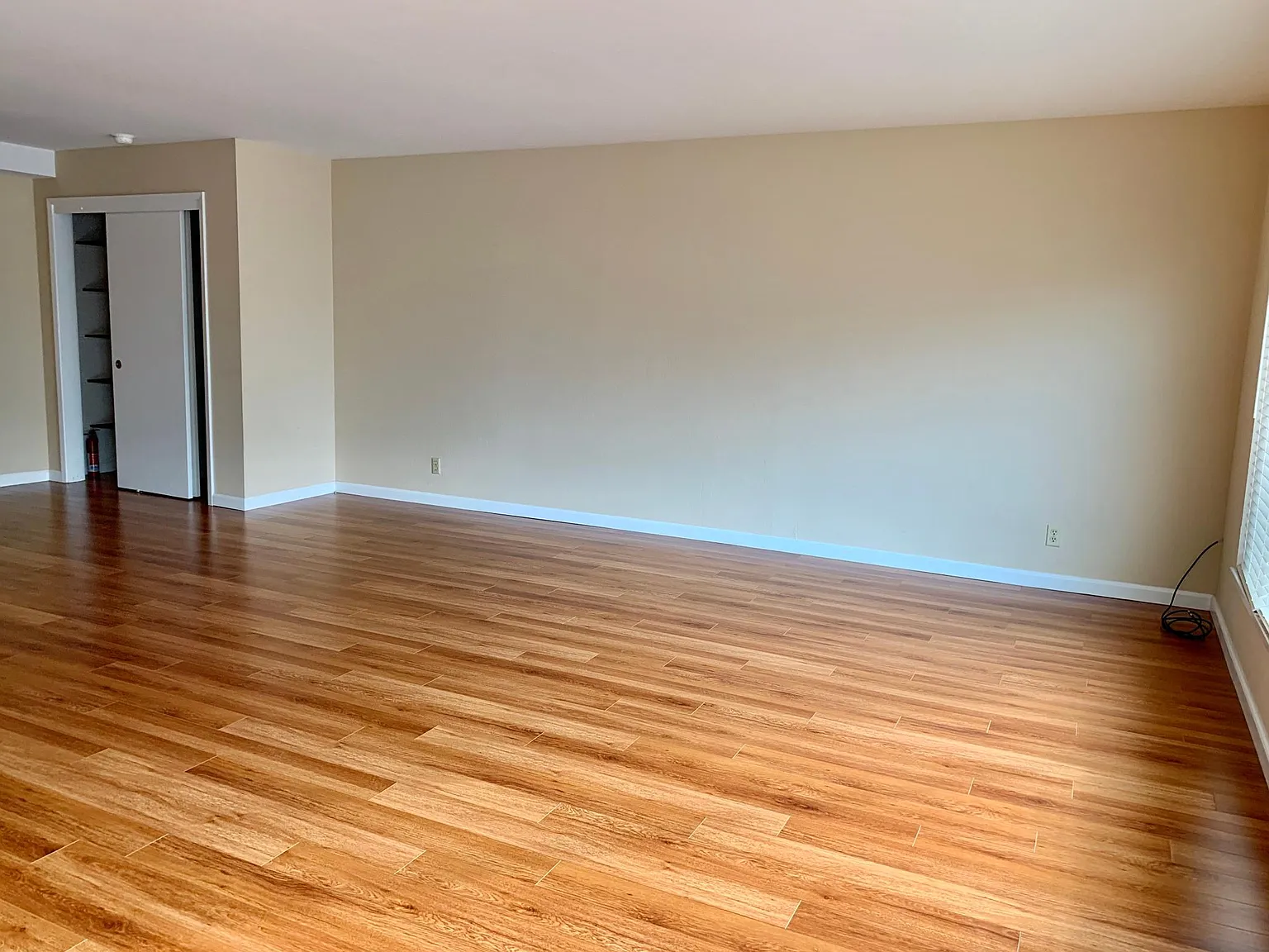 1 bed, 700 sqft, $4,400 — Photo 2
