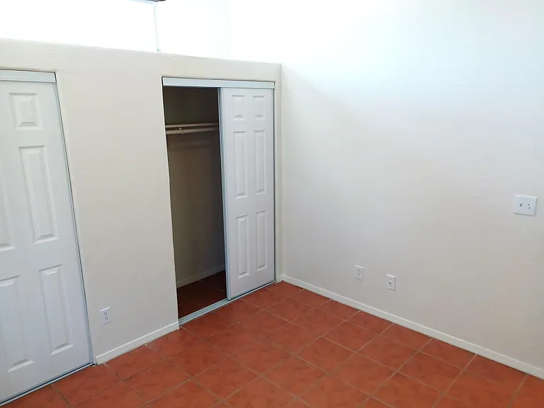 2727 N Flanwill Blvd #4 — Photo 13