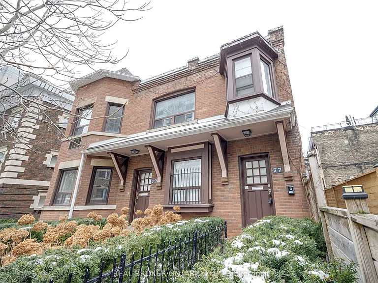 77 Isabella St #UPPER — Photo 2
