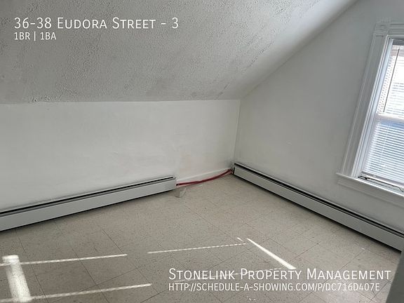 4th image of 36-38 Eudora St #3