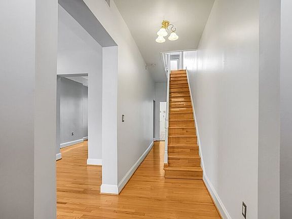 4th image of 306 R St NW