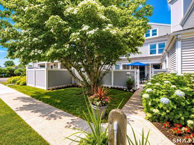 175 South End Road #B14, East Haven, CT, 06512