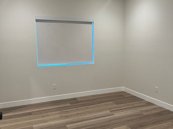 4th image of 108 N Canyon Blvd #1/2