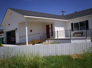 910 W 4th St, Fairfield, ID 83327
