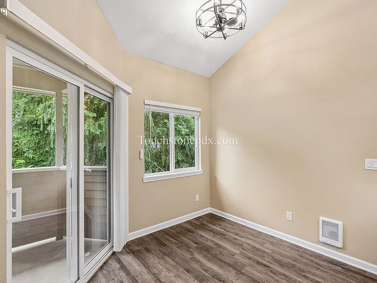 9977 SE Talbert St — Photo 7