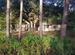 8146 Ivey Hodges Rd, Macclenny, FL 32063