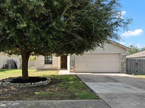 311 Phillips St, Hutto, TX 78634