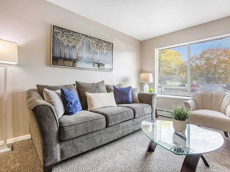Autumn Ridge Apartment Homes — Photo 6