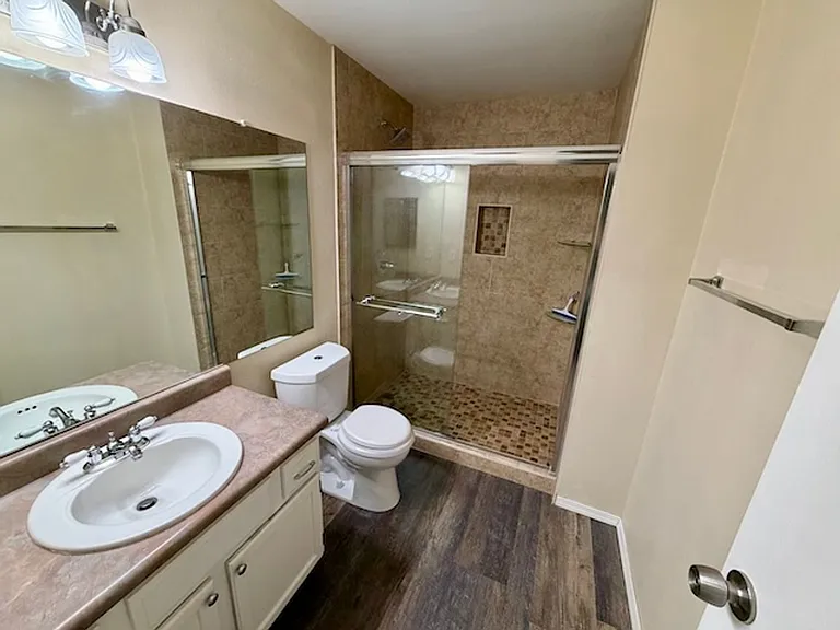 337 Wright St #302 — Photo 15