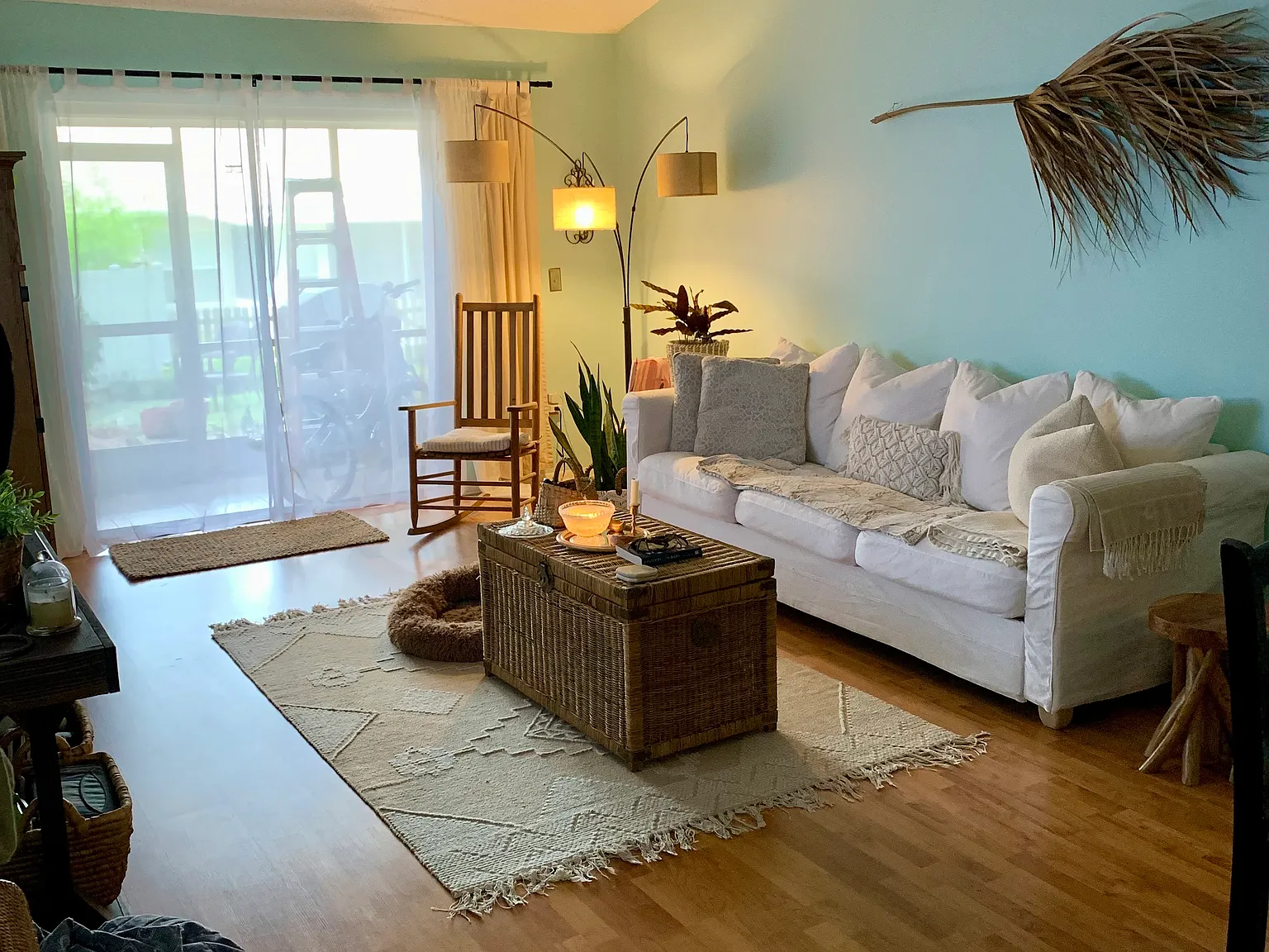 2 bed, 939 sqft, $2,000 — Photo 4