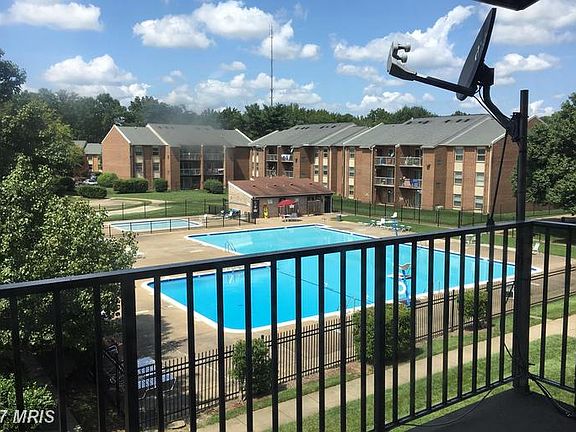 2nd image of 7980 Audubon Ave #C4