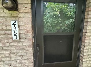 415 Lunar Ln, Coraopolis, PA 15108