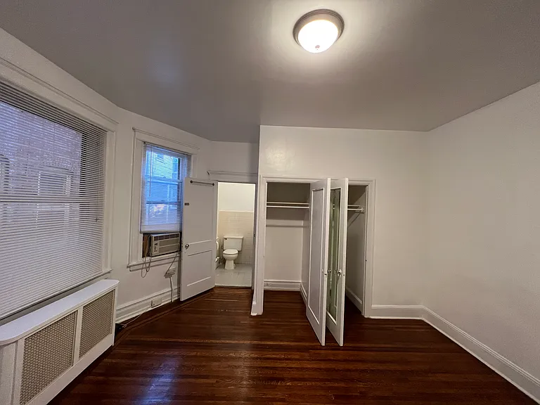 522 S 46th St #1 — Photo 15