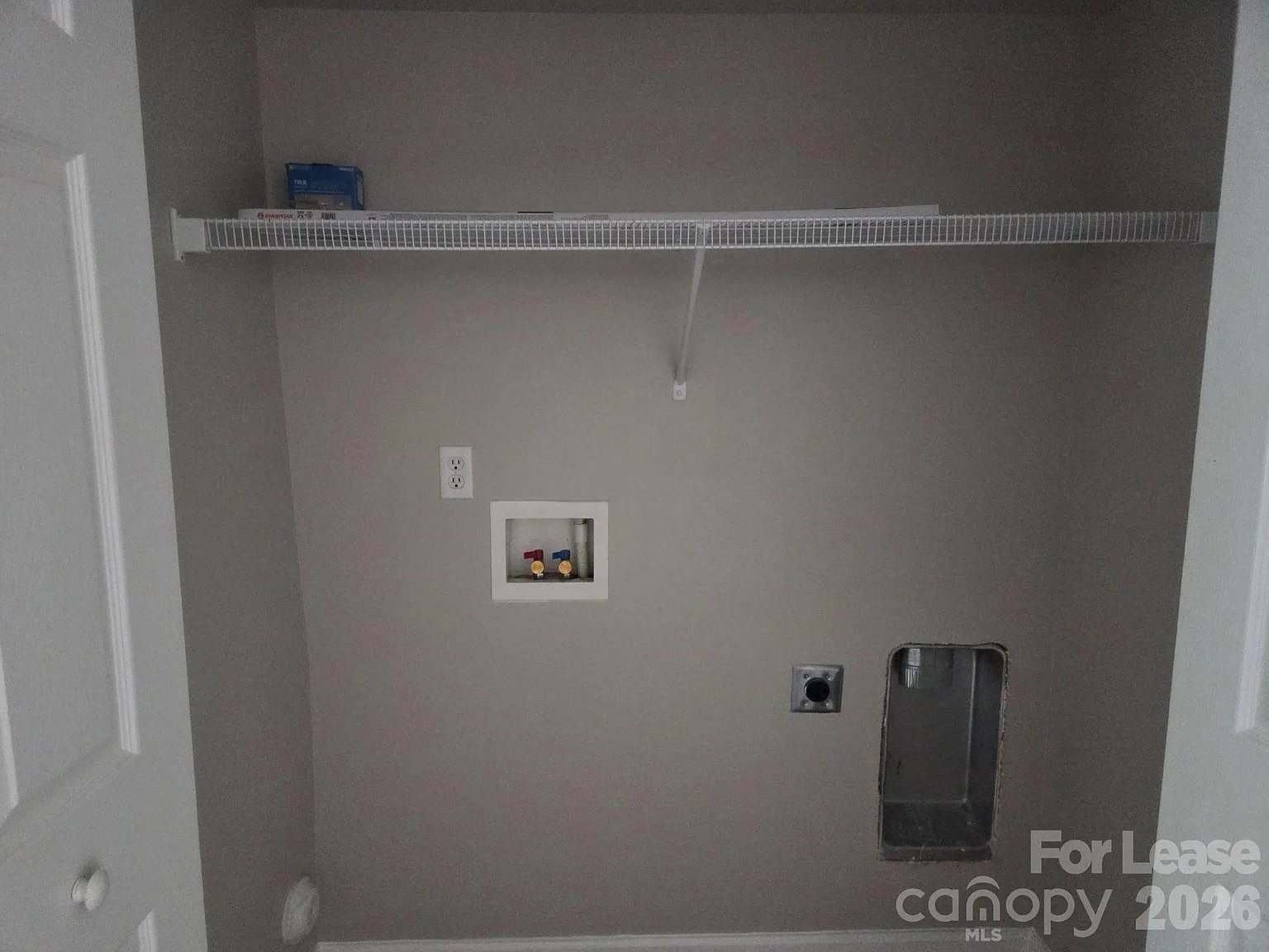 2 bed, 1.5 bath, $1,500 — Photo 3