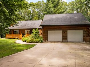 8360 Arlene Ave, Stanwood, MI 49346