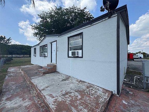 5th image of 19800 SW 180th Ave Lot 379