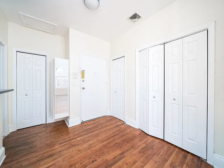 167 Wayne St #206 — Photo 8