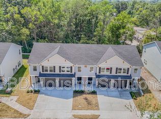 9047 E 85th Pl, Kansas City, MO 64138