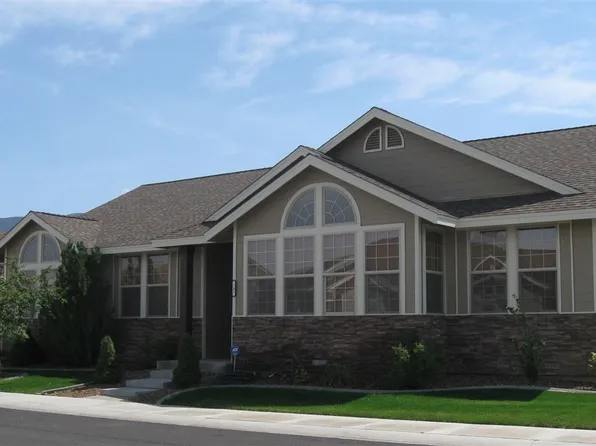 142 N Pointe Cir, Dayton, NV 89403