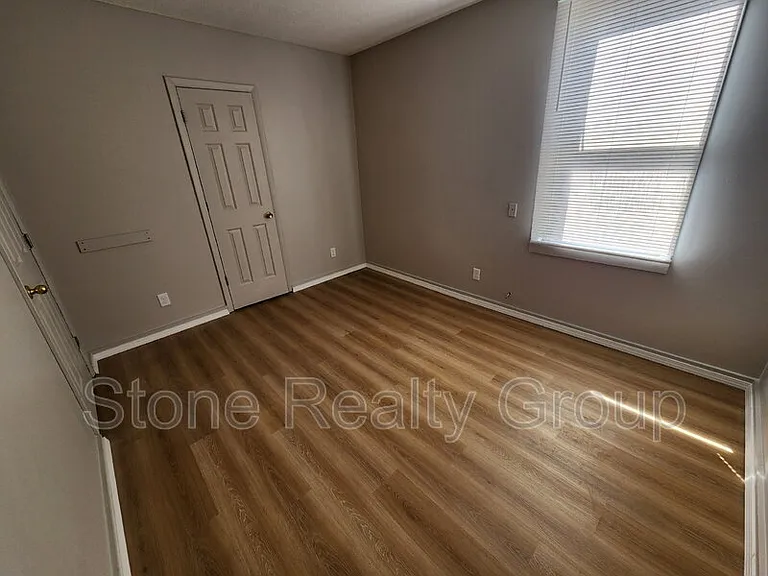 420 S 7th St #B — Photo 4