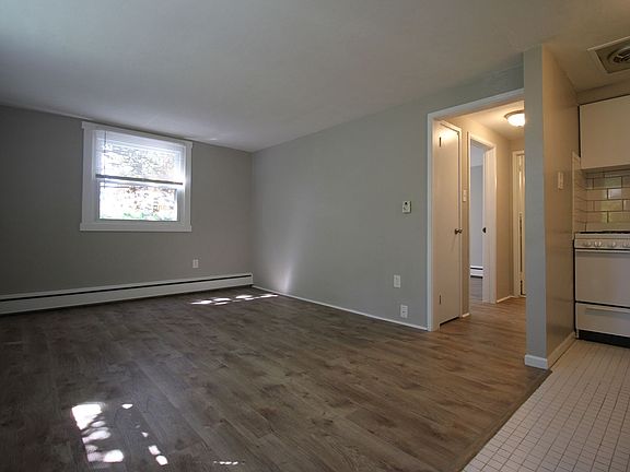 5th image of 406 W Merchant St #406-D