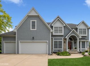 9669 Cailler Dr, Lenexa, KS 66220